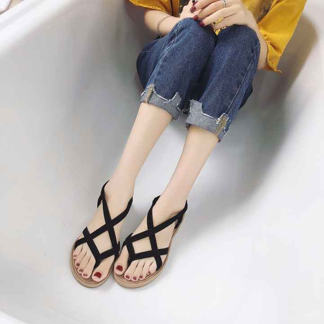 Fashion women flat thong sandals lady summer new beach flat sandals daily comfortable