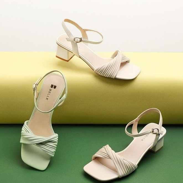 Chunky Heeled Sandals Retro Square Toe Open Toe Rome Shoes Fashion Small Fresh Party Dress Slippers Beach Slides