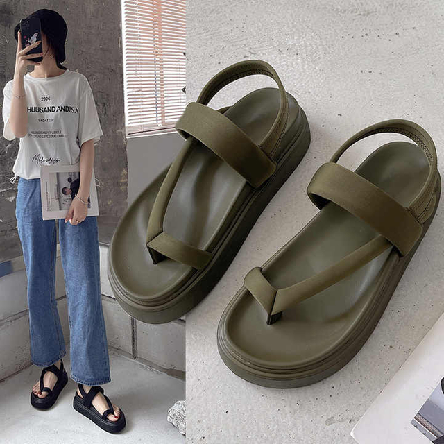 Wholesale spring summer new Korean style women platform sole fashion casual flip-toe sandals