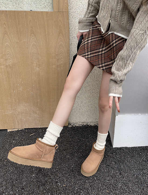 Ankle-High Snow Boots for Women Suede Winter Snow Boots Memory Foam Faux Sheepskin Fur 