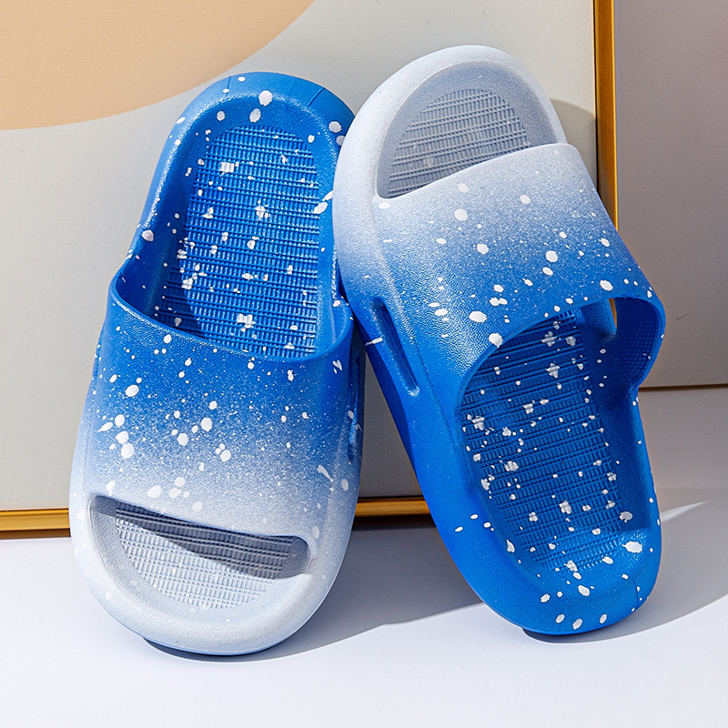 Summer Children's Slippers Casual Sky Gradient Soft Home Bathroom Slippers Non-Slip Girls Boys Slippers Shoes