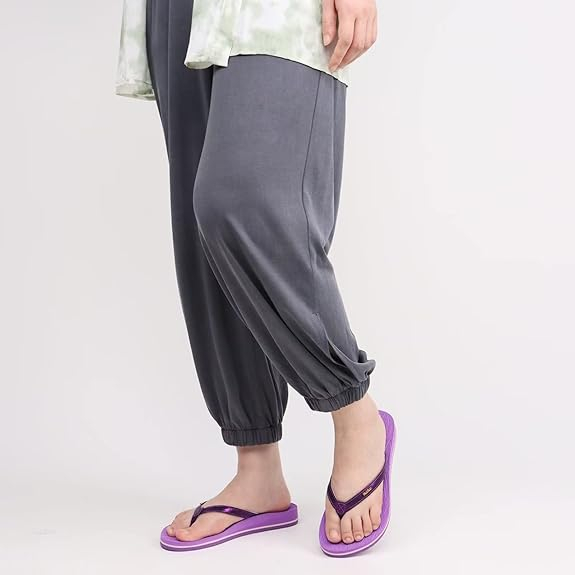 Womens Fashion Flip Flops Ladies Lightweight Summer Beach Yoga Mat Thong Sandals with Comfortable Arch Support