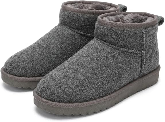 Step Into Warm Winter Style: Premium Leather Boots with Faux Fur Lining 