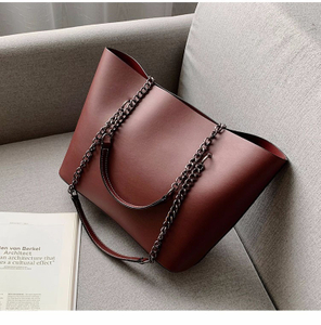 New Autumn and Winter Large Handbag Capacity Soft Leather Shoulder Bag Retro 