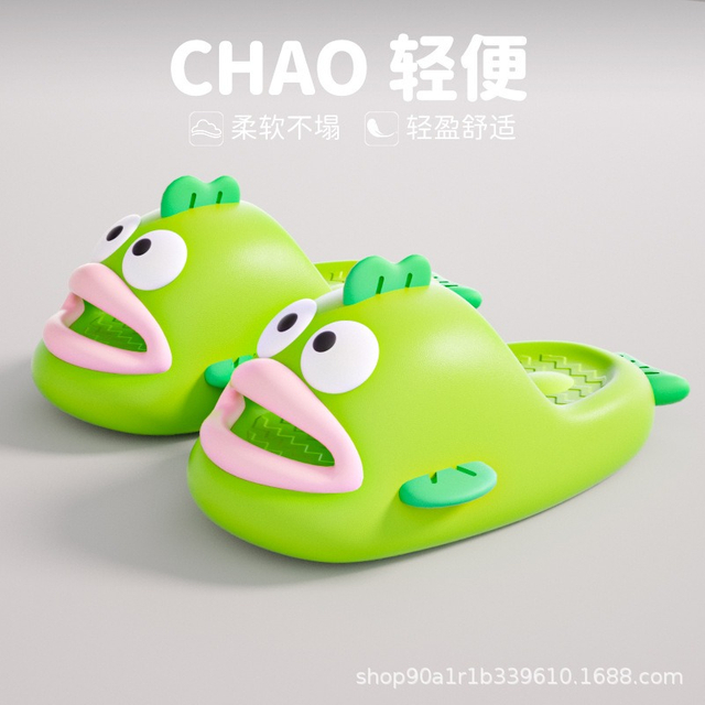  Fish Cartoon Clownfish Summer animal slippers women Outdoor Beach Shoes Cartoon Slides