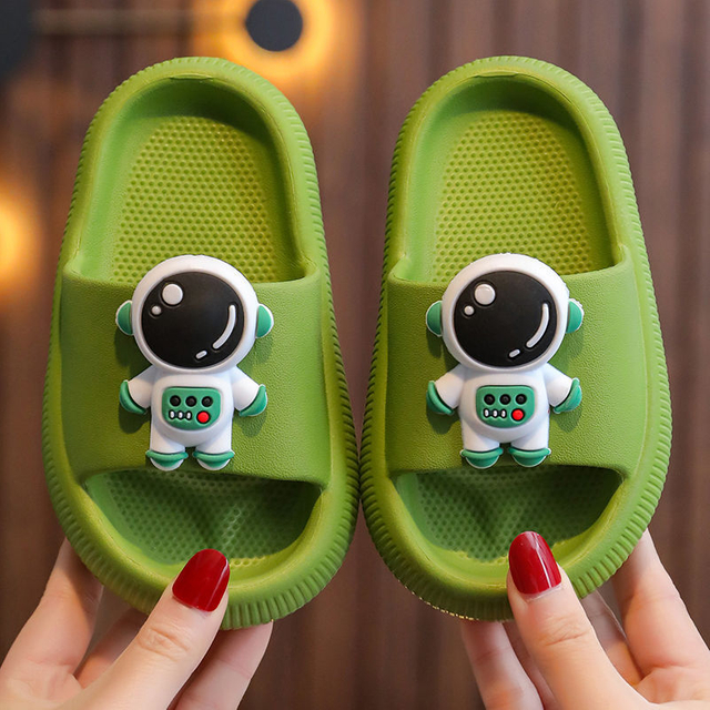Summer Children's Casual Kids Slippers Solid Color Breathable Non-Slip Home Bathroom Beach Soft Slippers Boys Girls Indoor Shoes